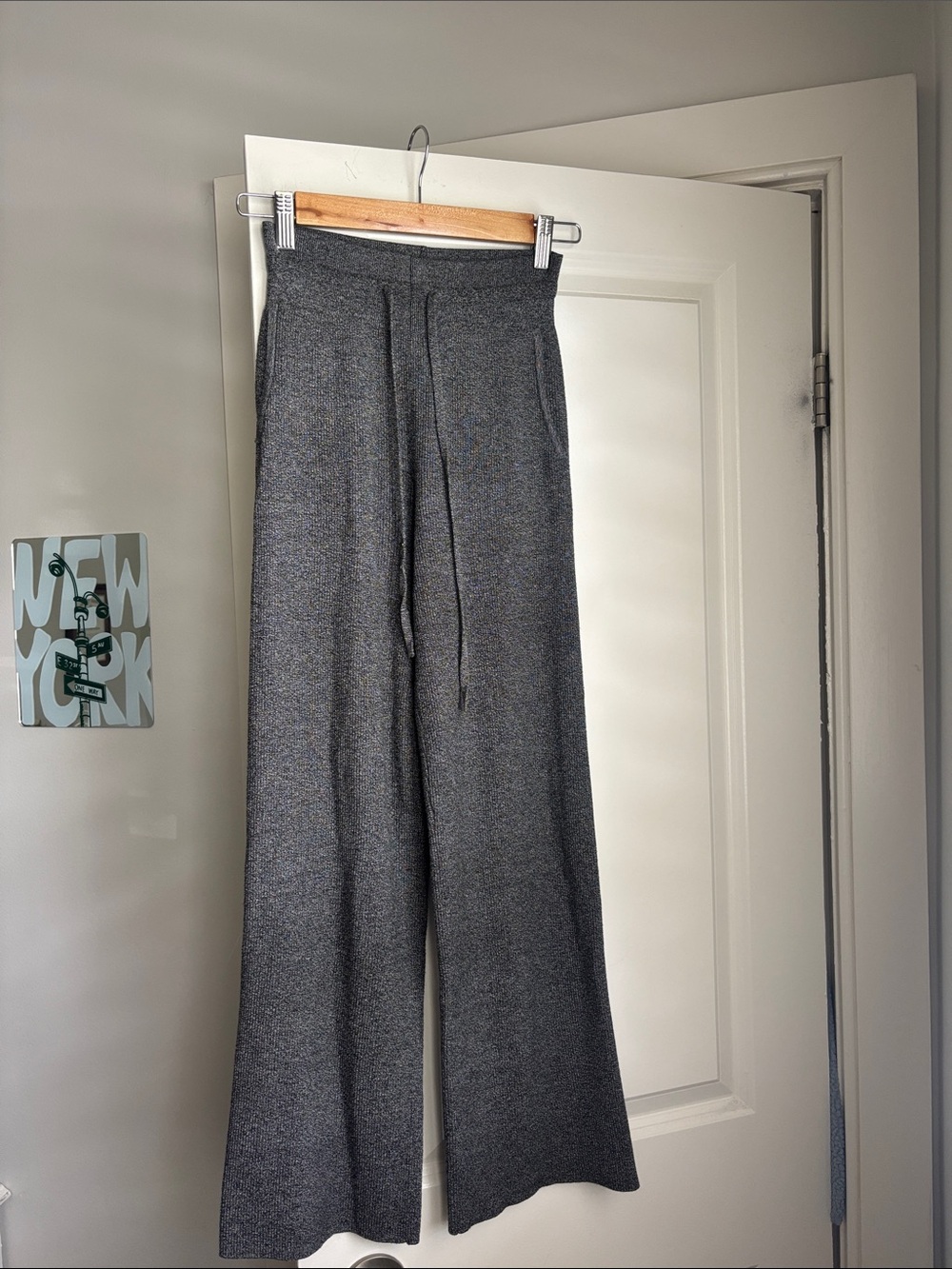 Uniqlo Gray Knit Ribbed Pants